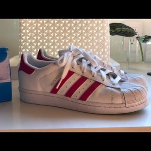 Adidas Superstars